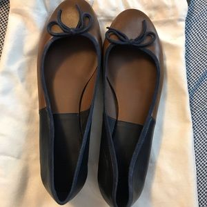 Celine two toned ballet flats 🥿
